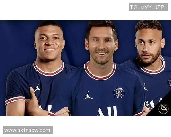 各国足球明星同框合影展现全球足球魅力与团结精神